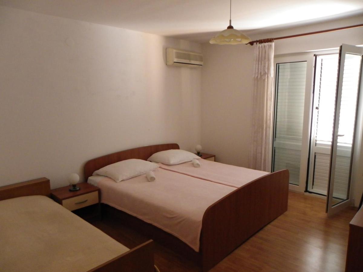 B&B Maestral Rab Rab Town Zewnętrze zdjęcie
