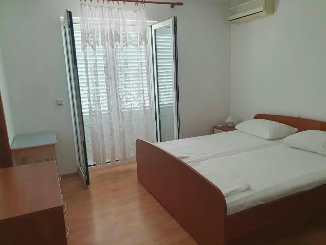 B&B Maestral Rab Rab Town Zewnętrze zdjęcie