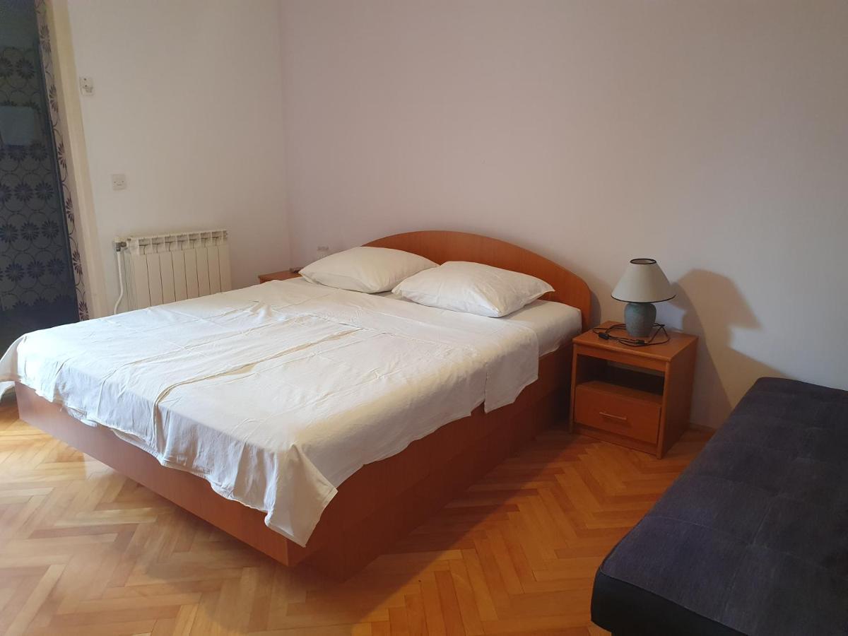 B&B Maestral Rab Rab Town Zewnętrze zdjęcie